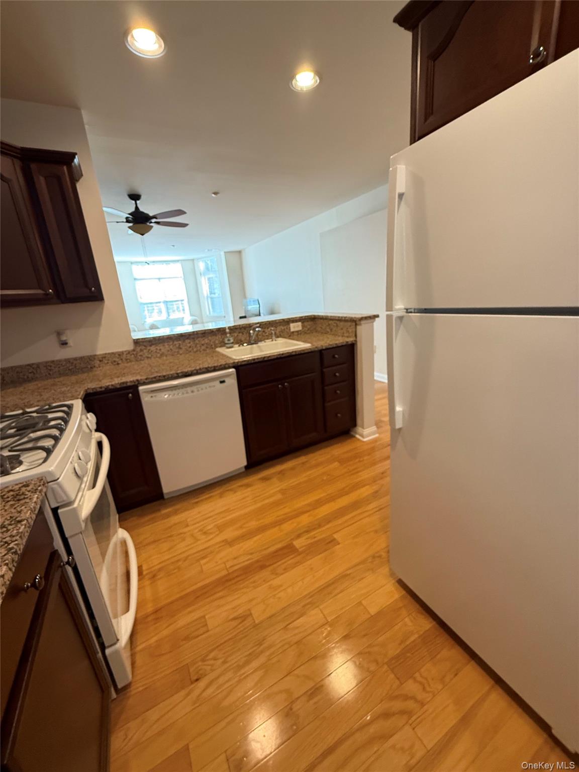 #4 photo, 3203 Leeward Drive, Haverstraw , NY 10927