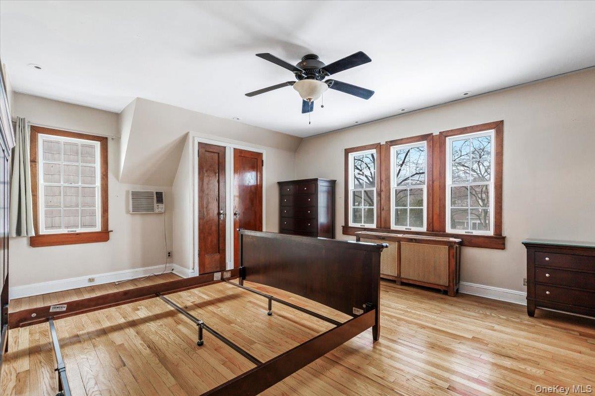 #20 photo, 212 Manhattan Avenue, Tuckahoe , NY 10707