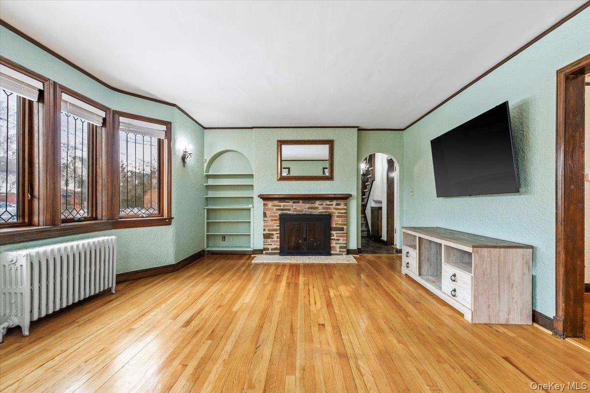 #7 photo, 212 Manhattan Avenue, Tuckahoe , NY 10707