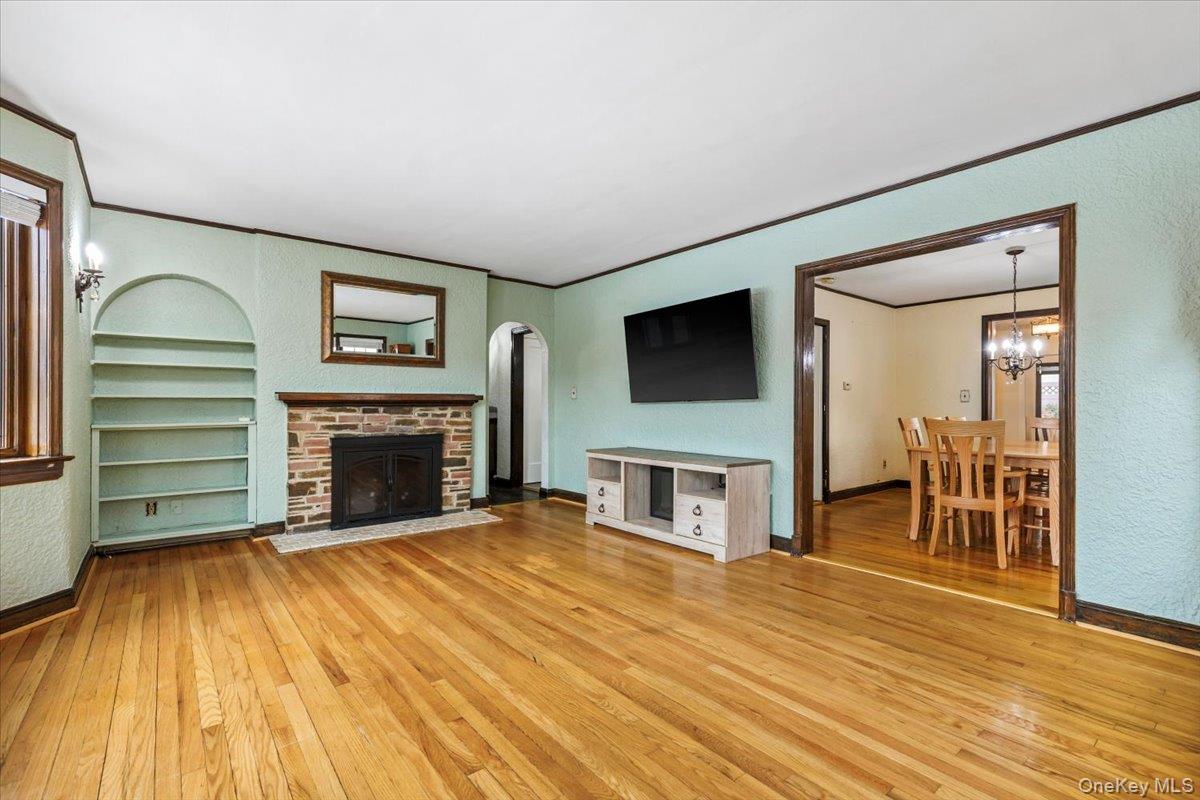 #8 photo, 212 Manhattan Avenue, Tuckahoe , NY 10707