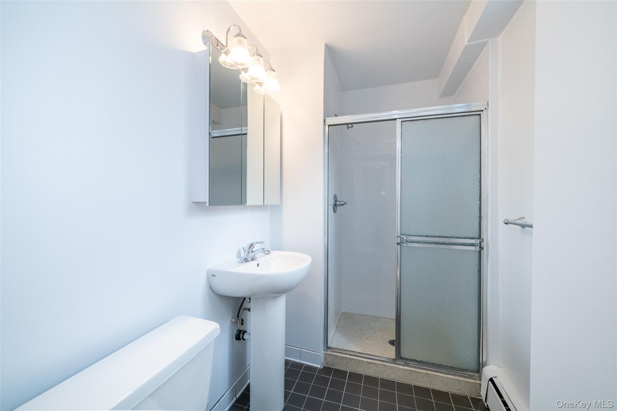 #11 photo, White Plains, White Plains , NY 10604