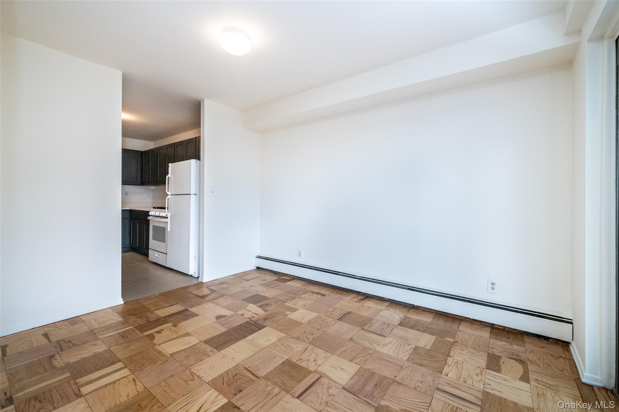 #4 photo, White Plains, White Plains , NY 10604