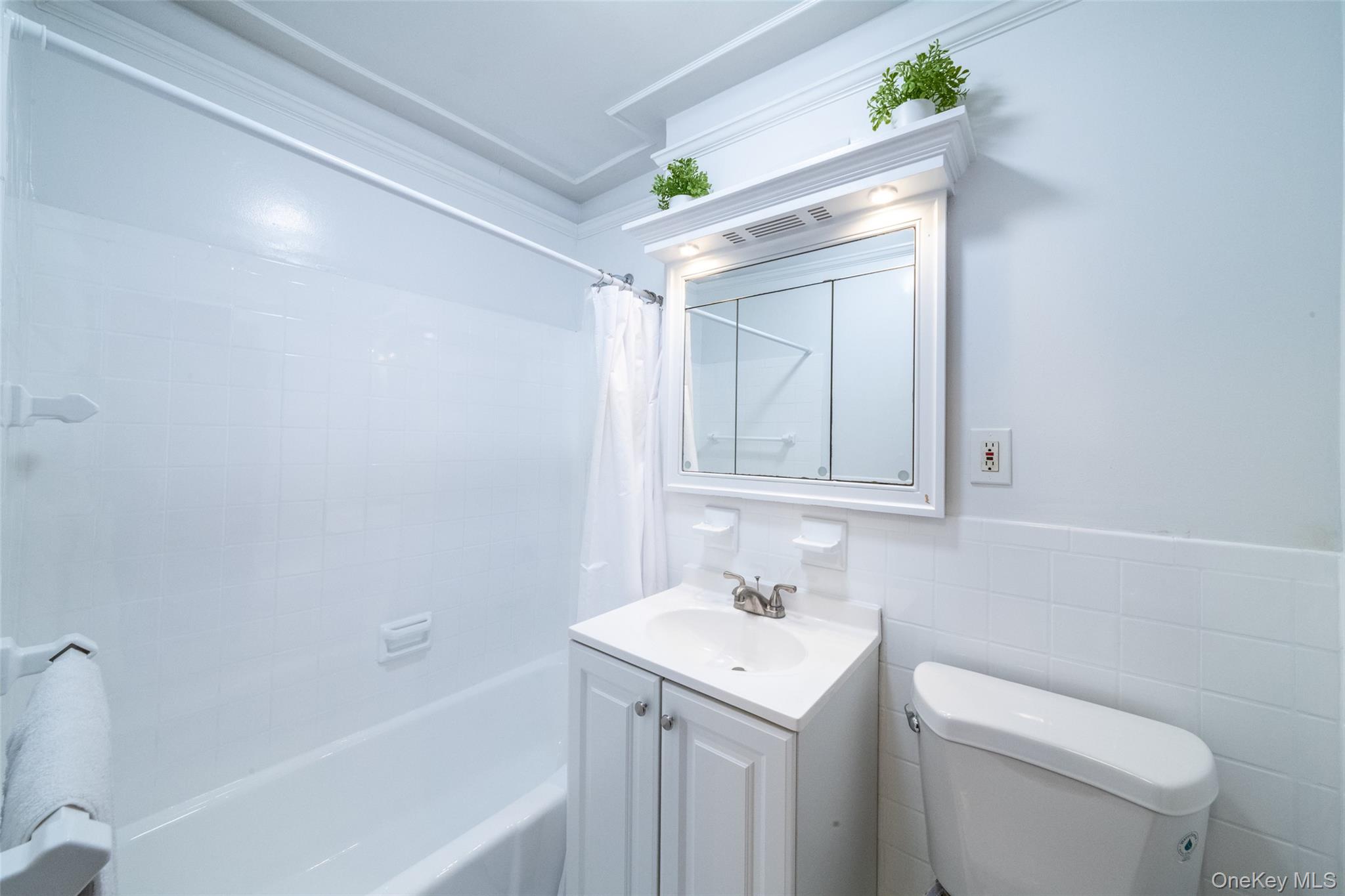 #7 photo, 2221 Palmer Avenue, New Rochelle , NY 10801