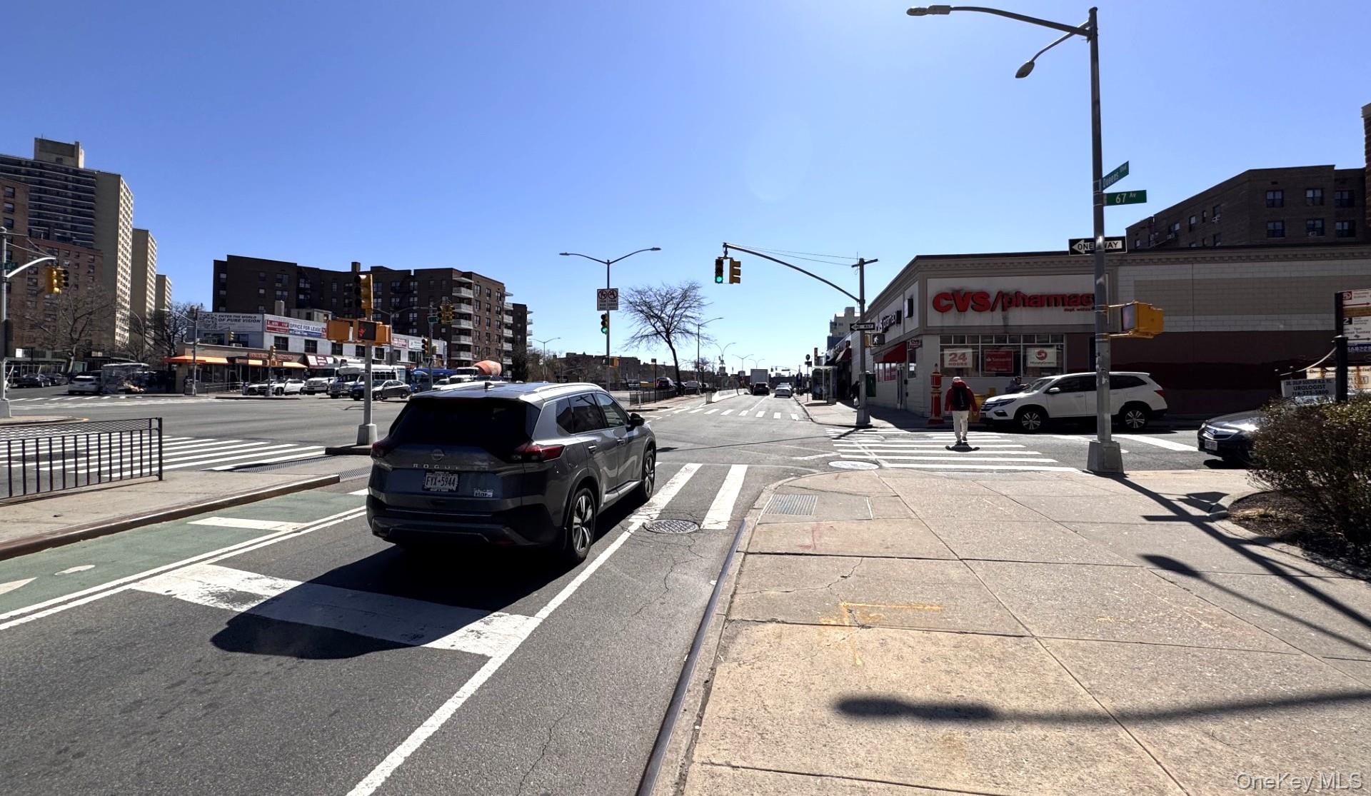 #11 photo, 98-120 Queens Boulevard, Rego Park , NY 11374