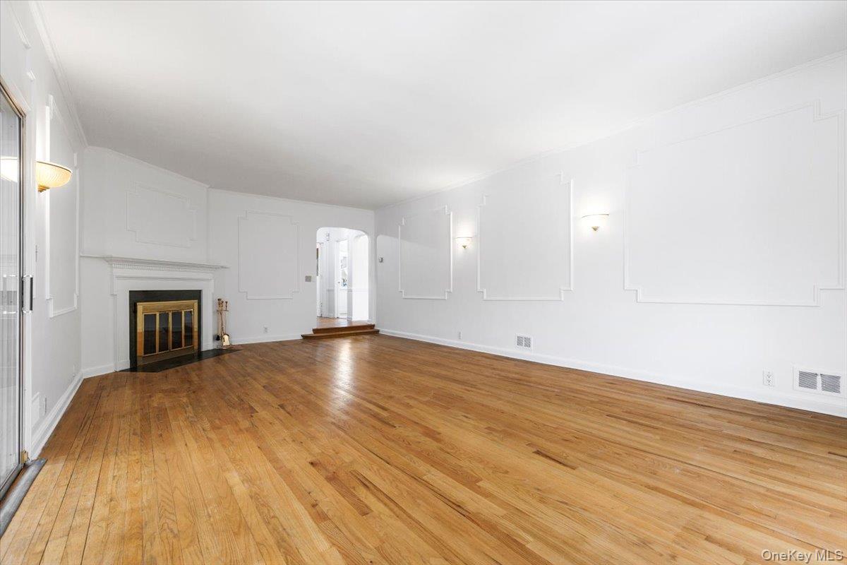 #6 photo, 55 Del Rey Drive, Mount Vernon , NY 10552