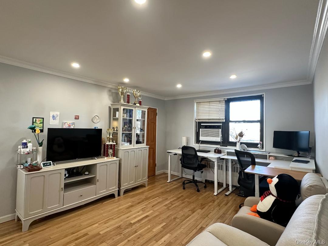 #5 photo, 158-18 Cross Island  Parkway Parkway, Whitestone , NY 11357