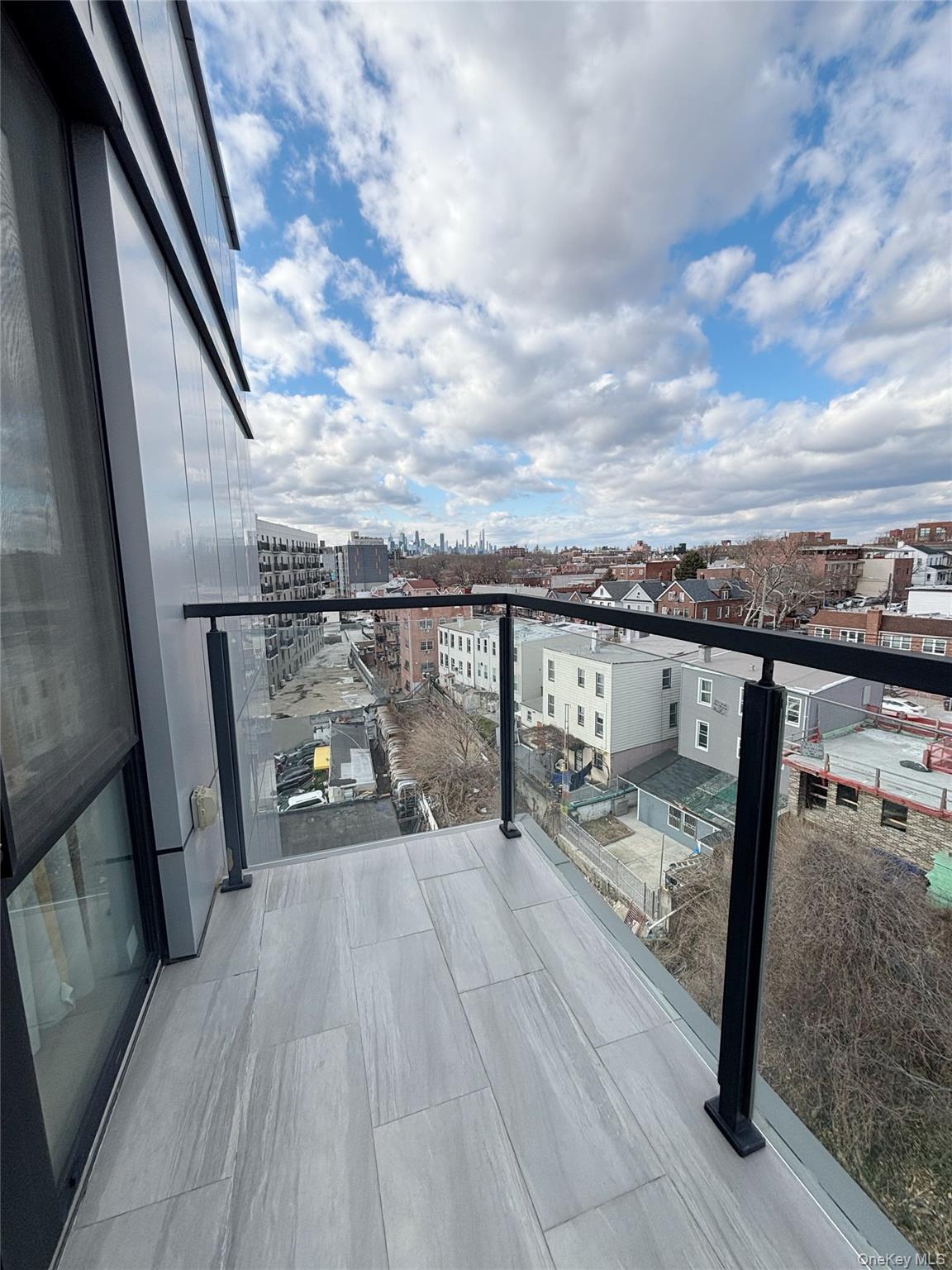 #14 photo, 70-65 Queens Boulevard, 皇后区 木边 Woodside , NY 11377