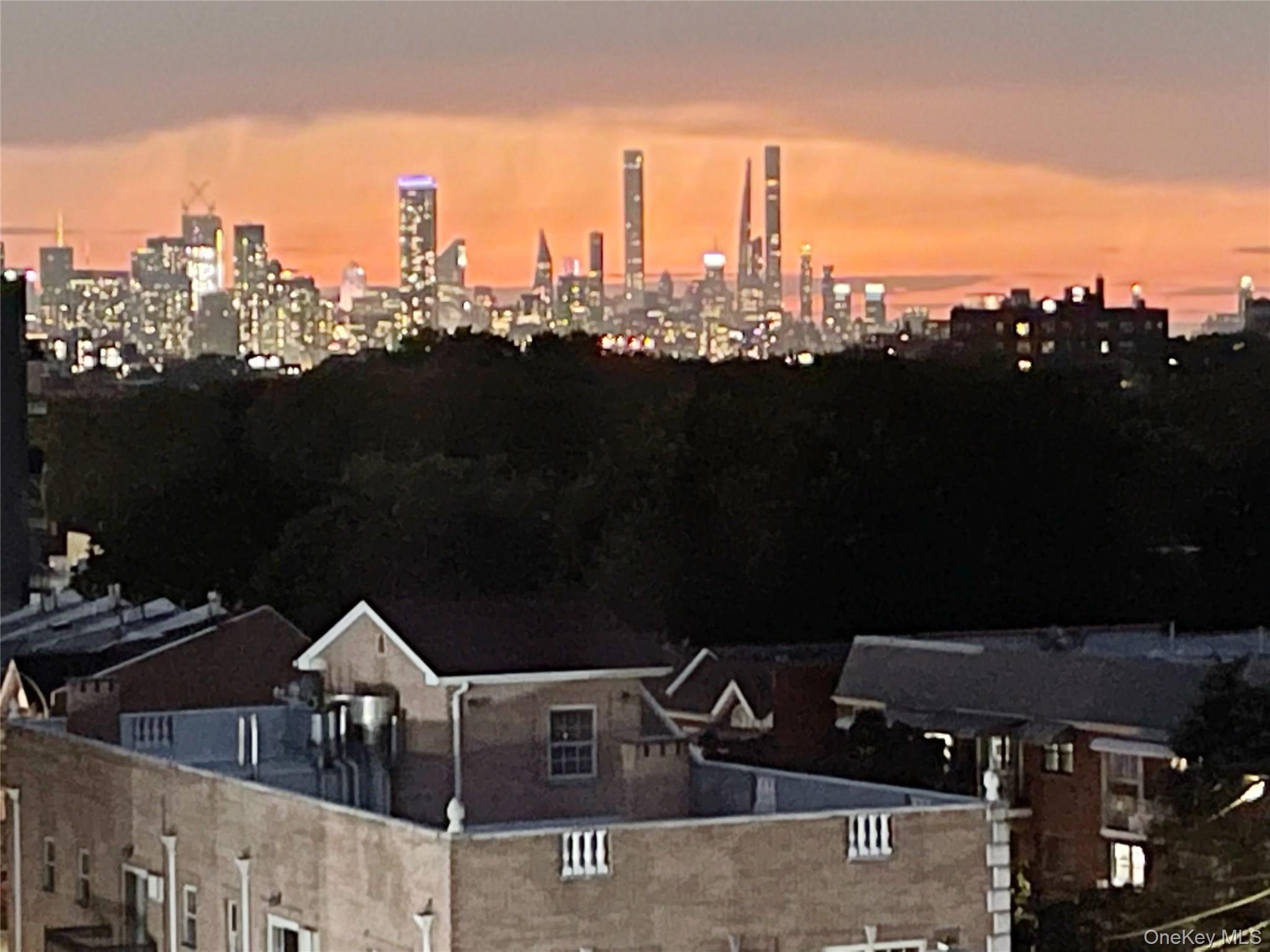 #15 photo, 70-65 Queens Boulevard, 皇后区 木边 Woodside , NY 11377