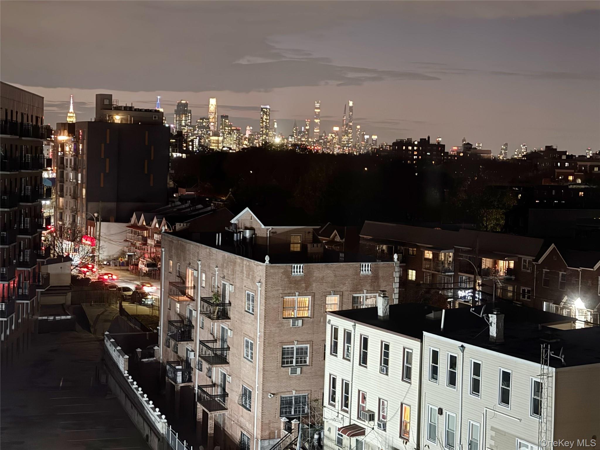 #16 photo, 70-65 Queens Boulevard, 皇后区 木边 Woodside , NY 11377