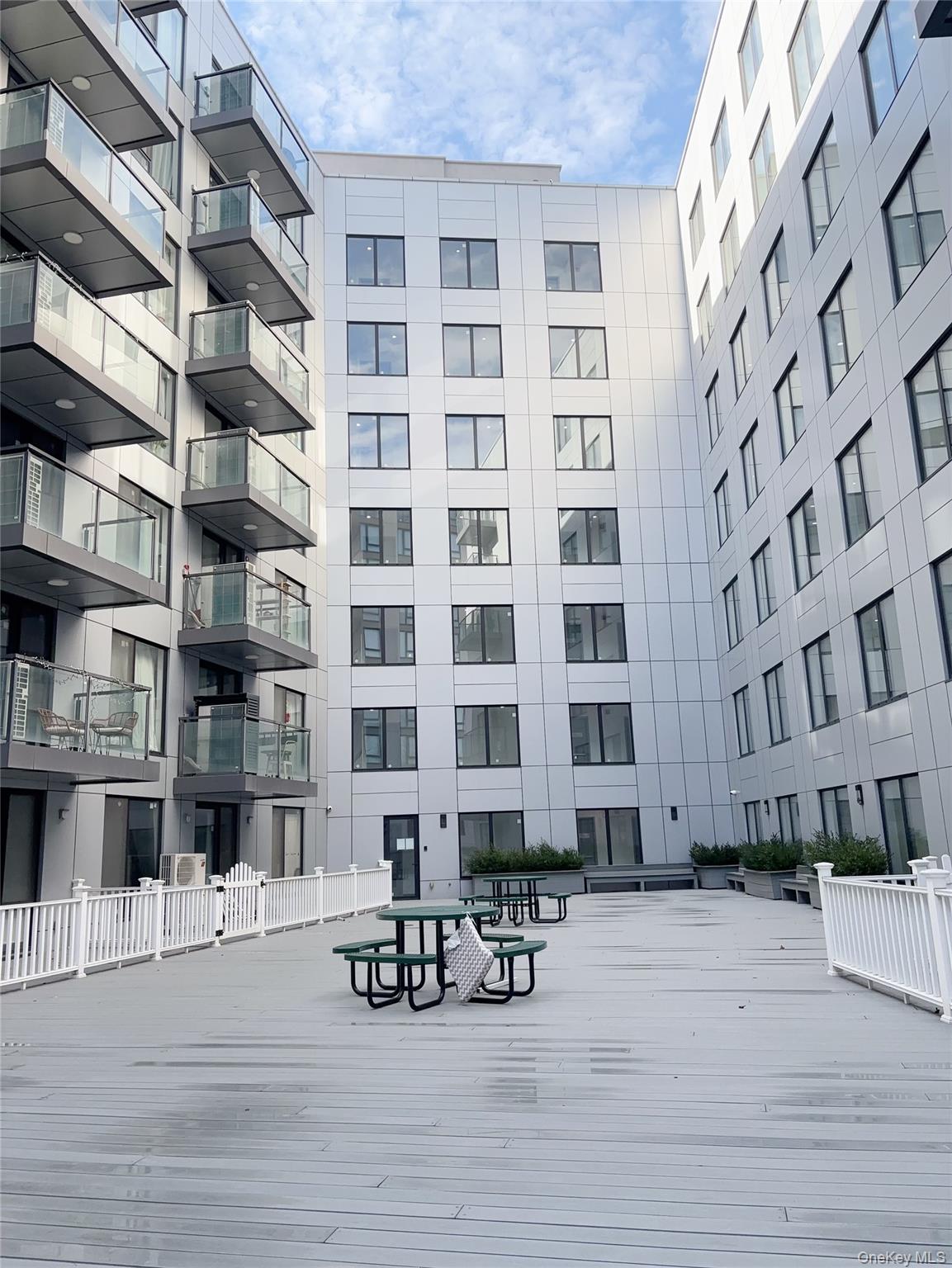 #4 photo, 70-65 Queens Boulevard, 皇后区 木边 Woodside , NY 11377