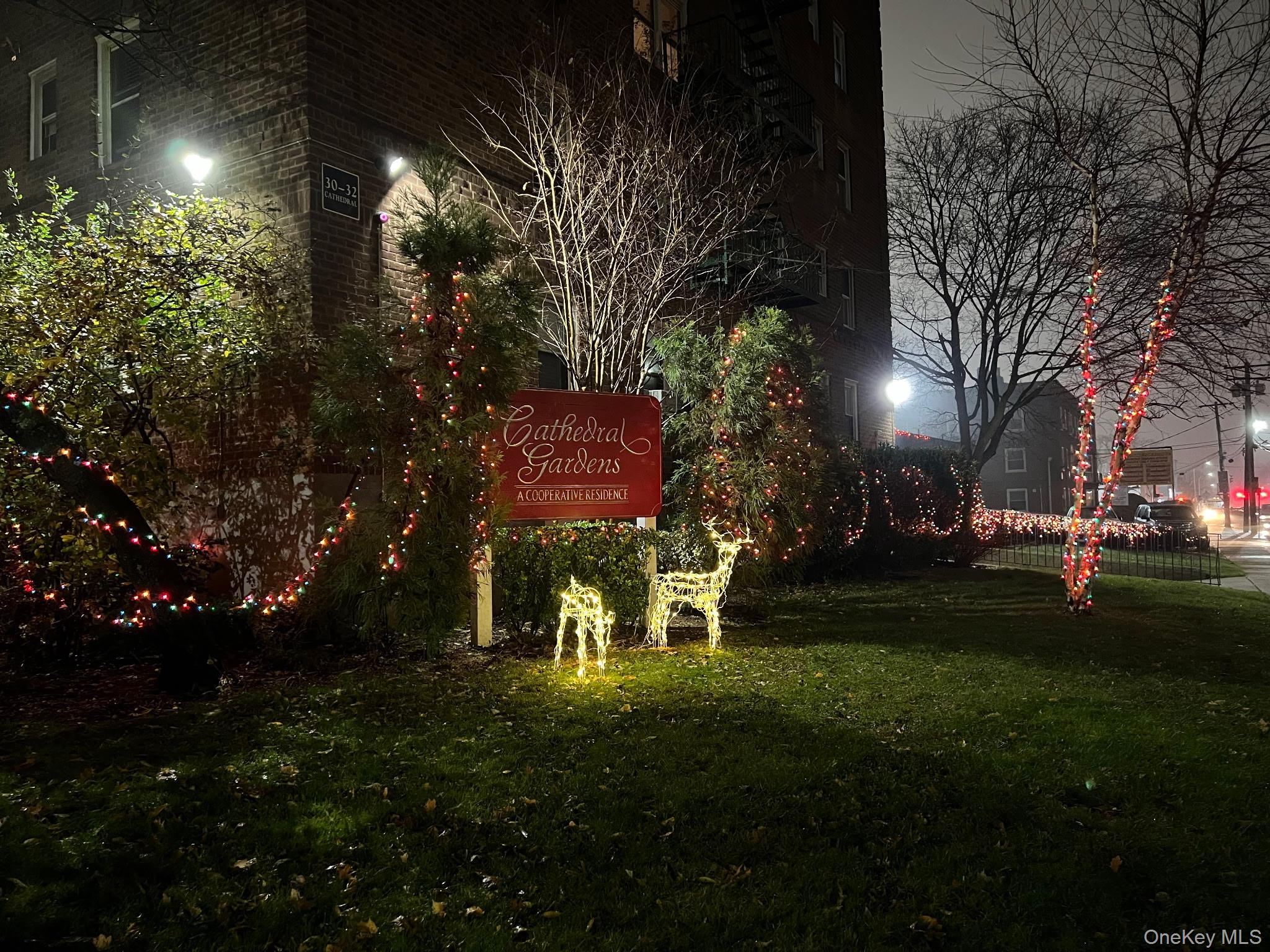 #11 photo, 36 Cathedral Avenue, Hempstead , NY 11550