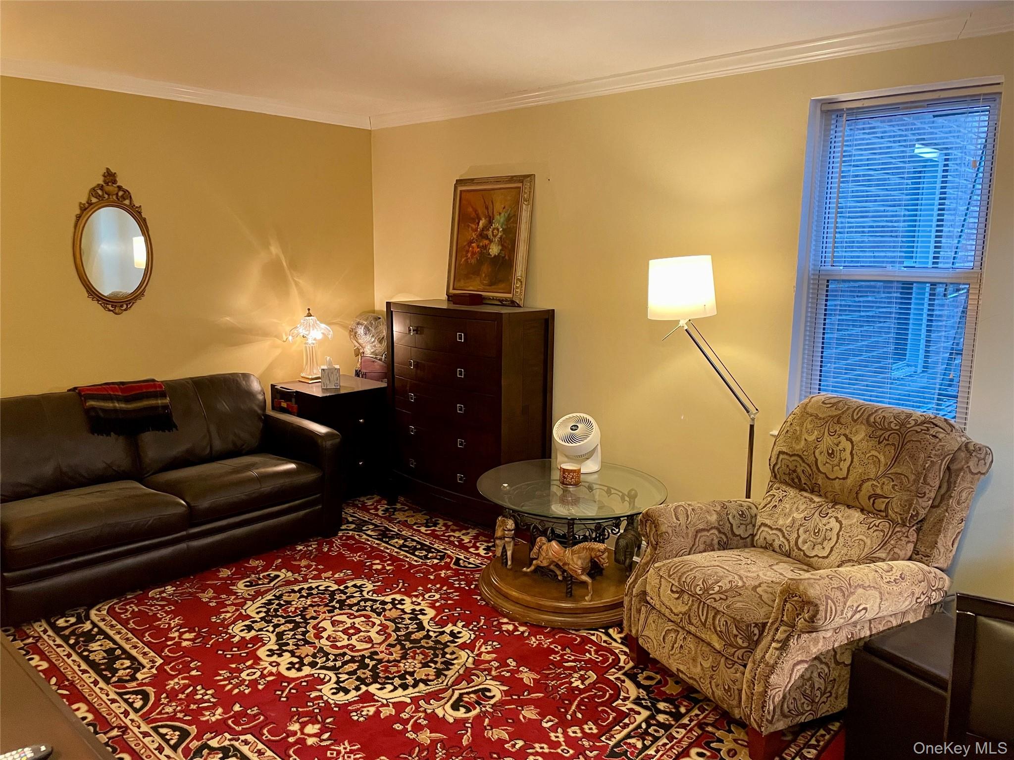 #3 photo, 36 Cathedral Avenue, Hempstead , NY 11550