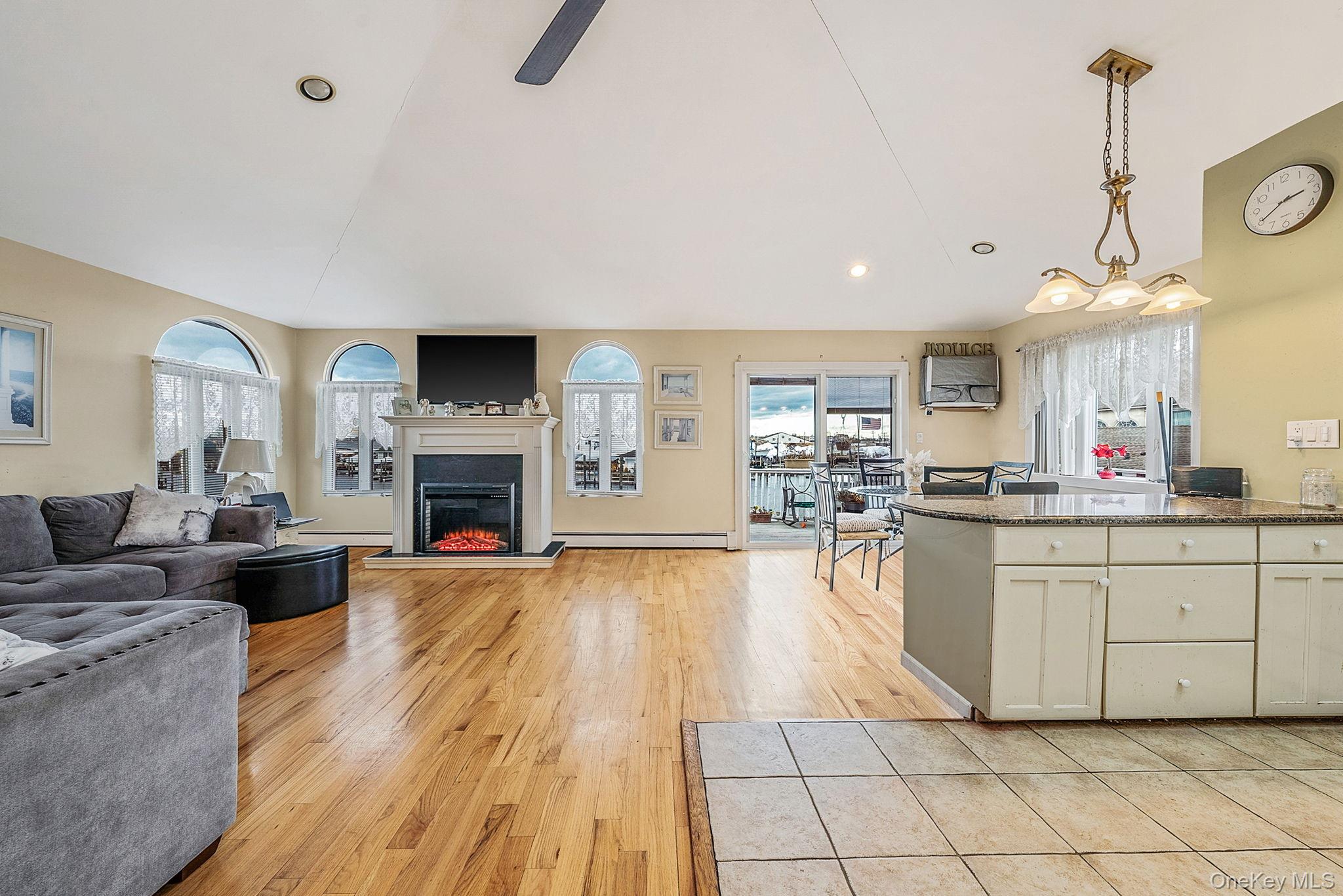 #2 photo, 510 Albern Avenue, Oceanside , NY 11572