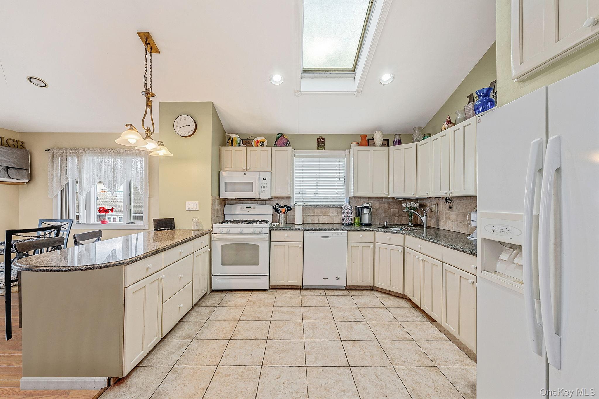 #5 photo, 510 Albern Avenue, Oceanside , NY 11572