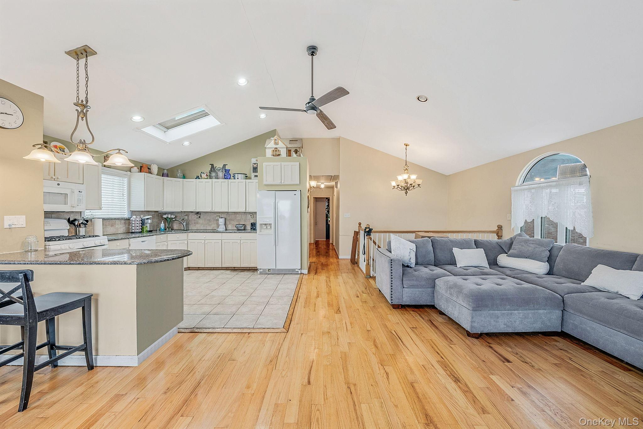 #6 photo, 510 Albern Avenue, Oceanside , NY 11572