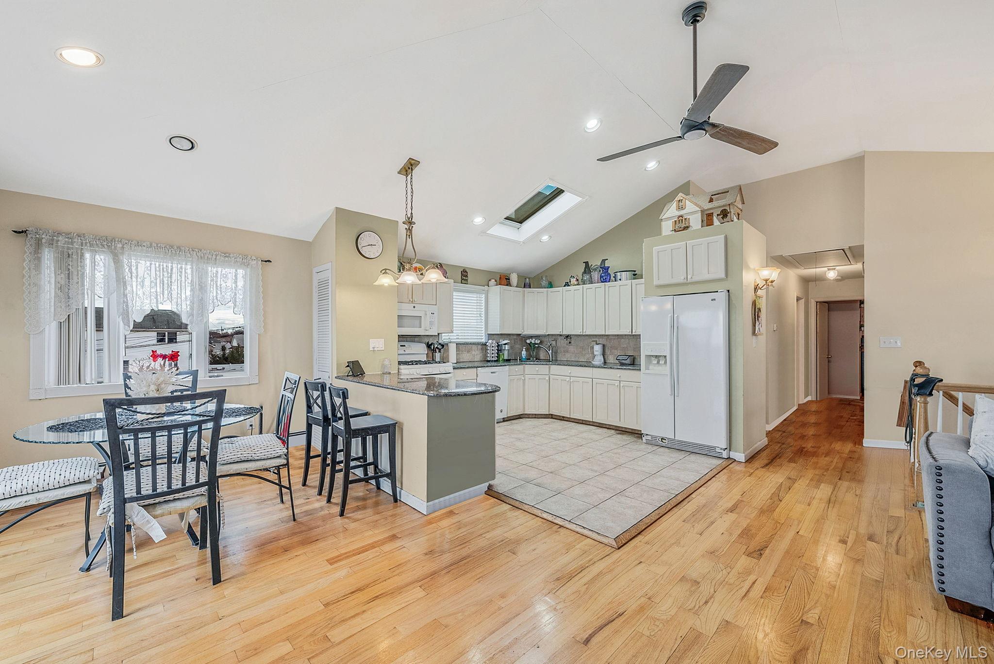 #7 photo, 510 Albern Avenue, Oceanside , NY 11572