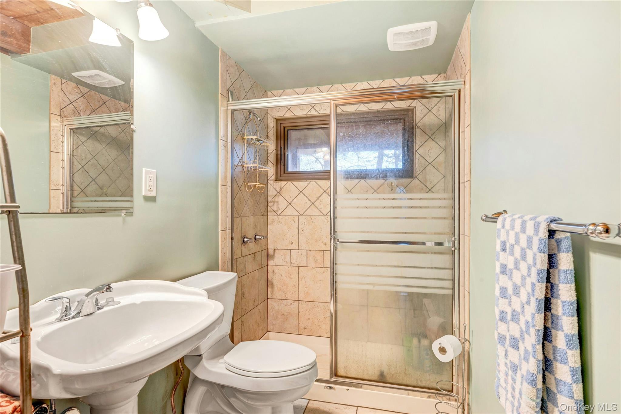 #13 photo, 5 Victoria Drive, Hampton Bays , NY 11946