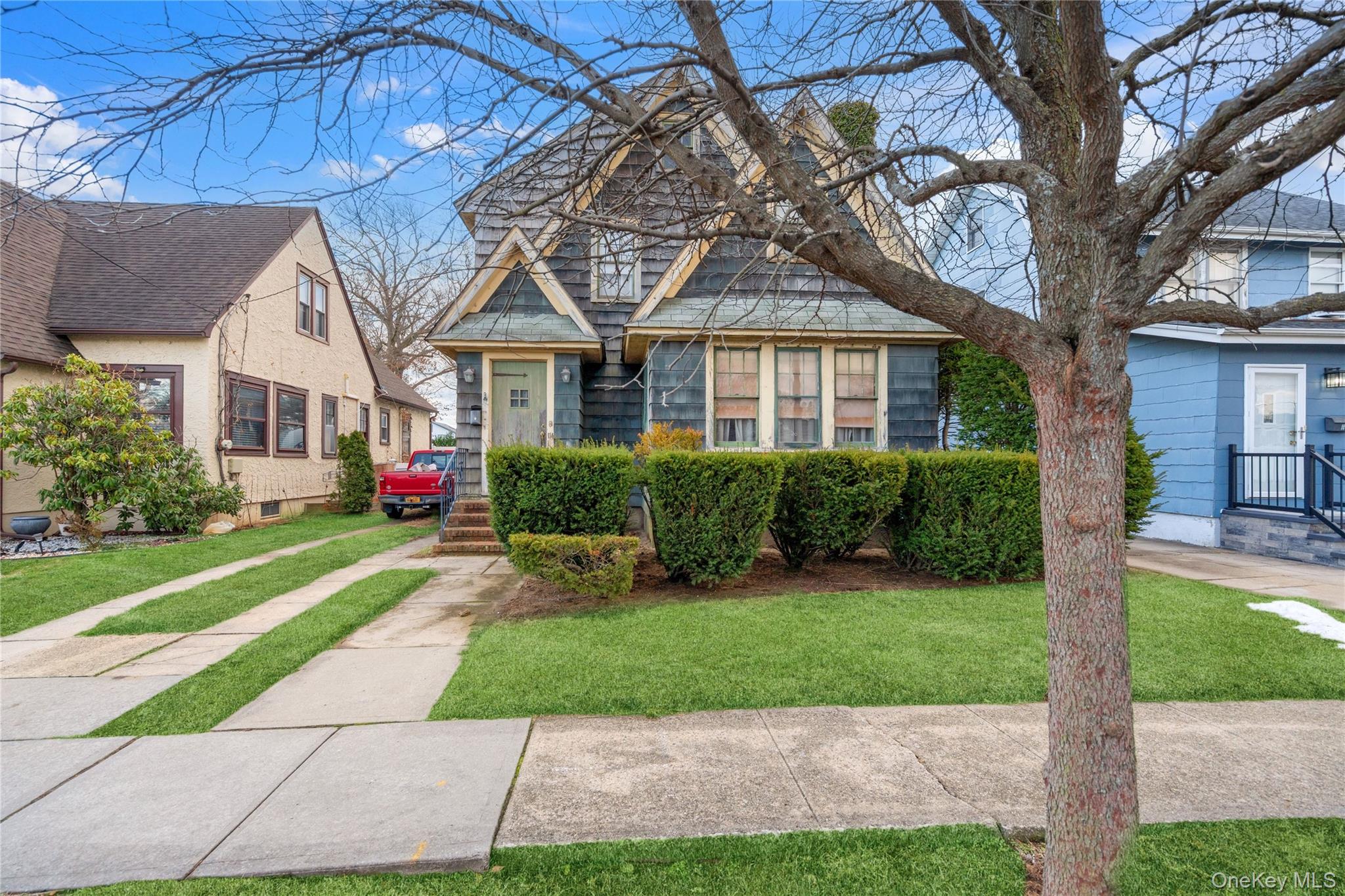 #1 photo, 114 Buckingham Place, מחוז נסאו Lynbrook , NY 11563