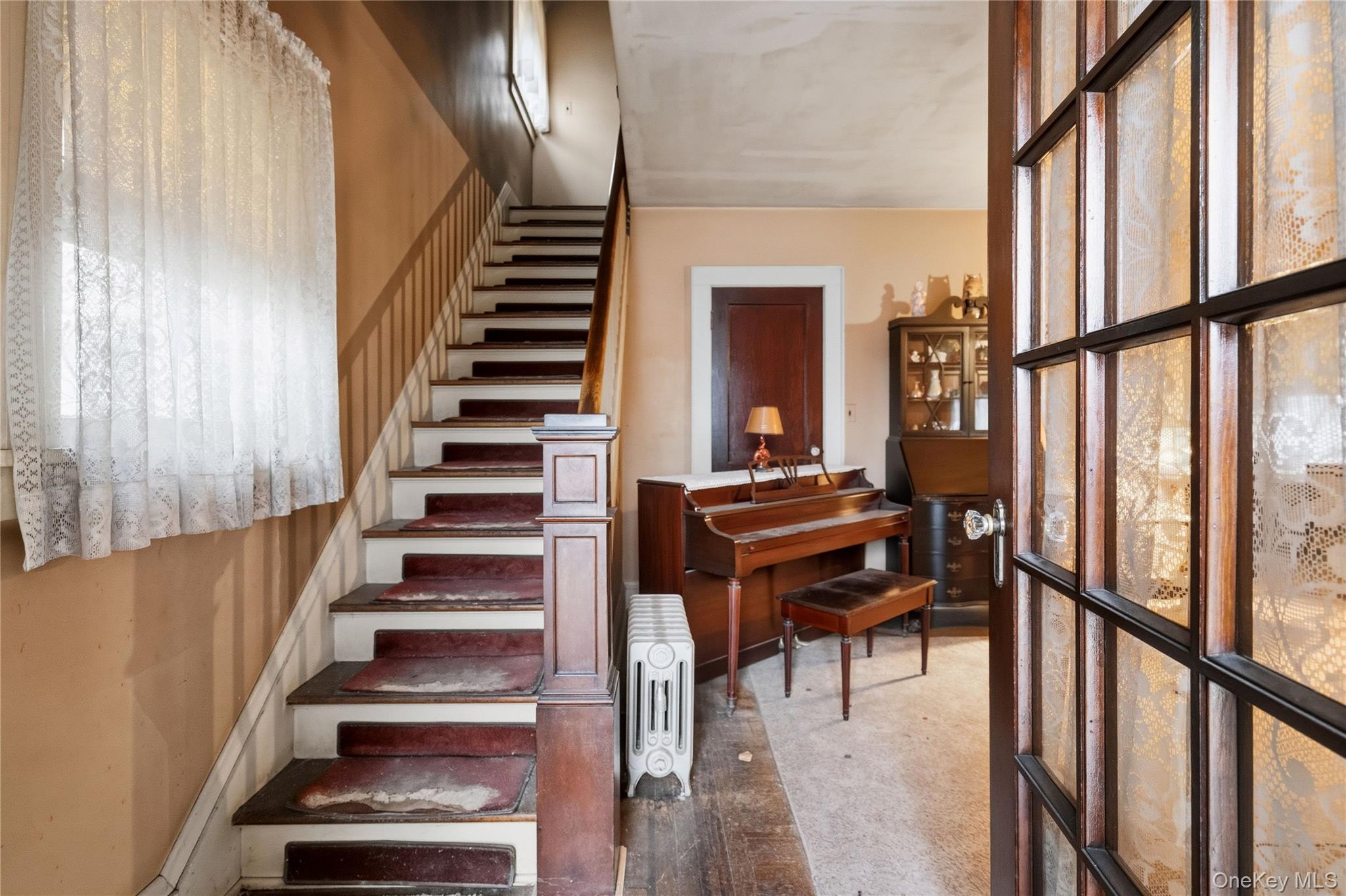 #4 photo, 114 Buckingham Place, מחוז נסאו Lynbrook , NY 11563