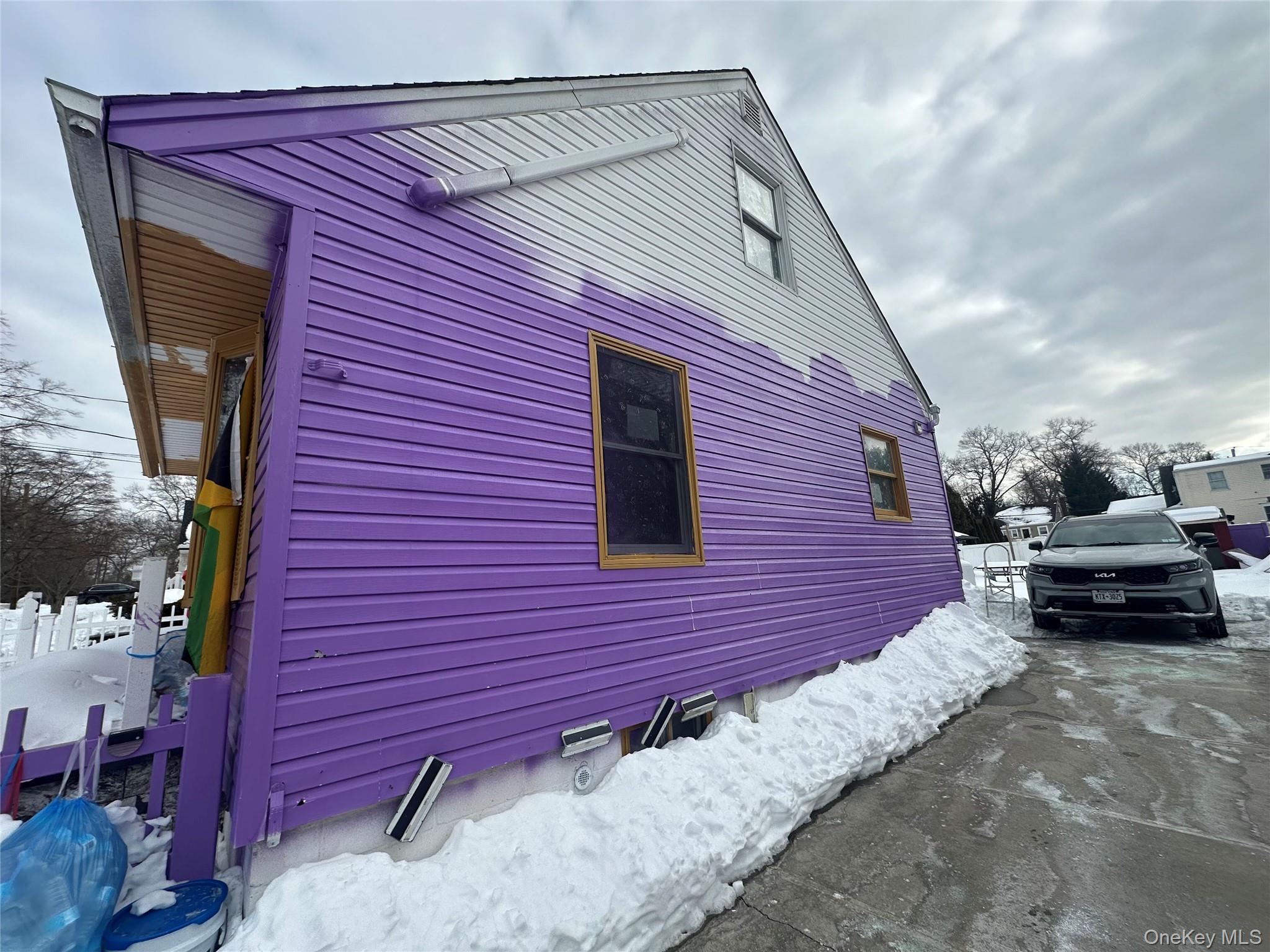 #2 photo, 80 E 19th Street, Huntington Station , NY 11746