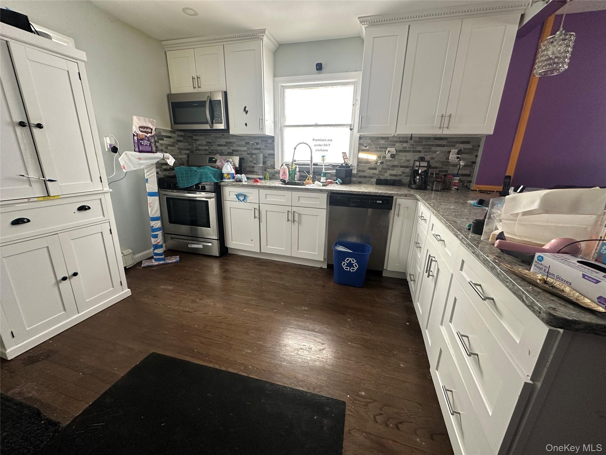 #4 photo, 80 E 19th Street, Huntington Station , NY 11746