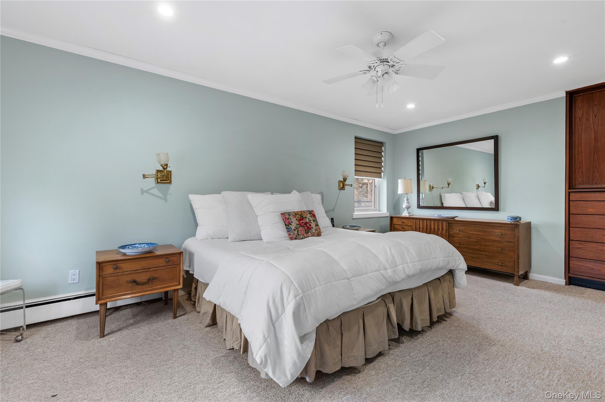 #17 photo, 25 Chapel Place, Great Neck , NY 11021