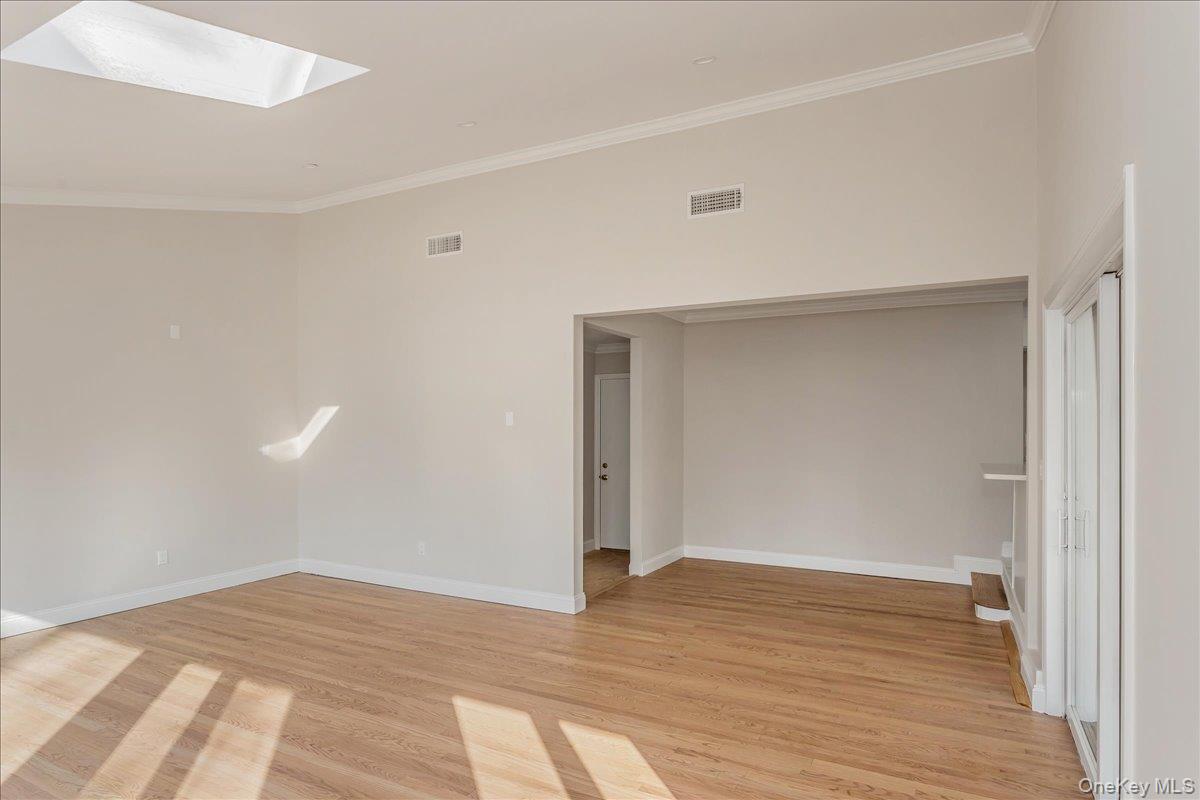 #13 photo, 20 Shirley Court, Commack , NY 11725