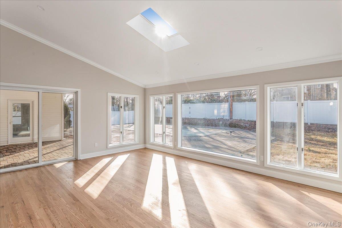 #14 photo, 20 Shirley Court, Commack , NY 11725