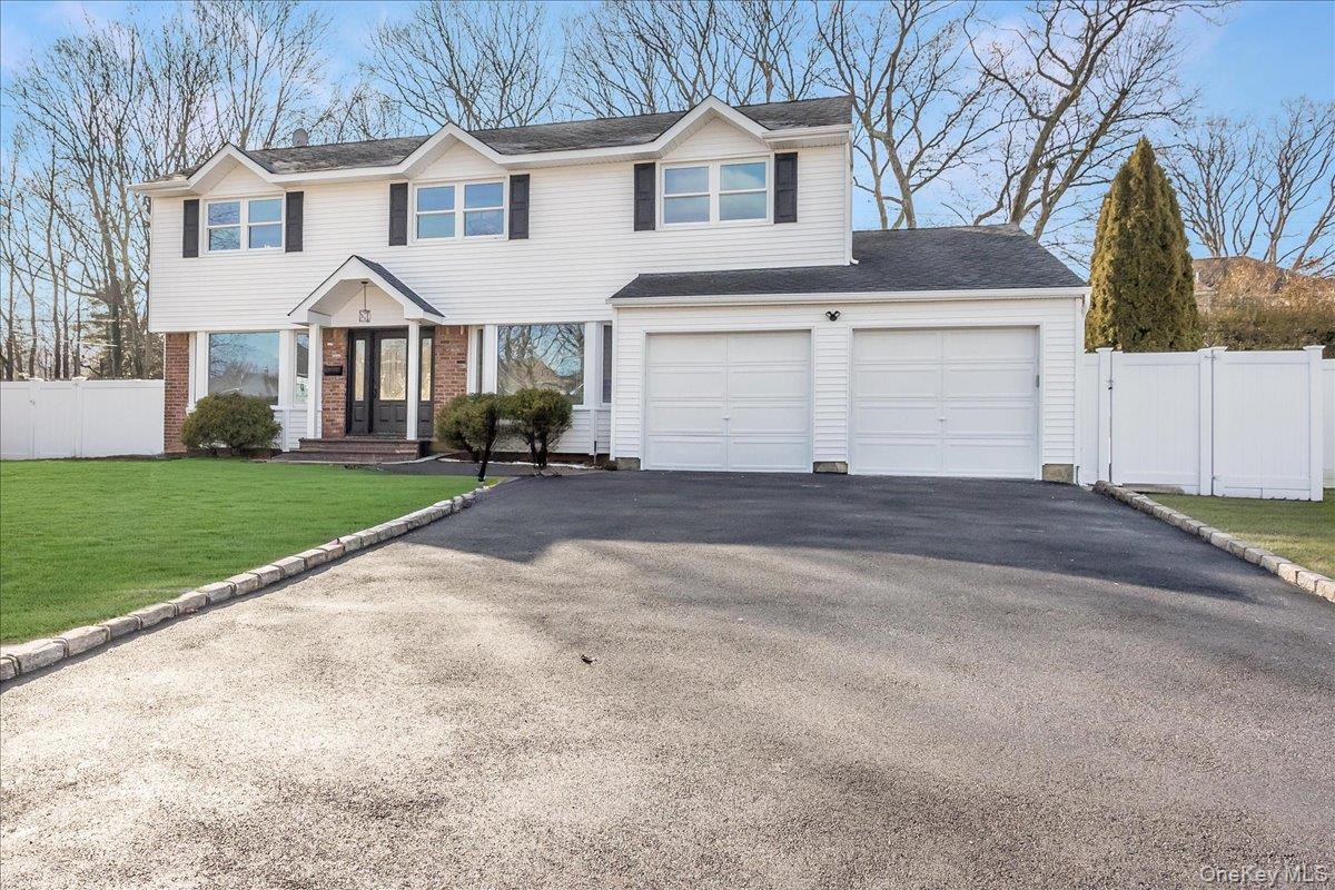 #3 photo, 20 Shirley Court, Commack , NY 11725
