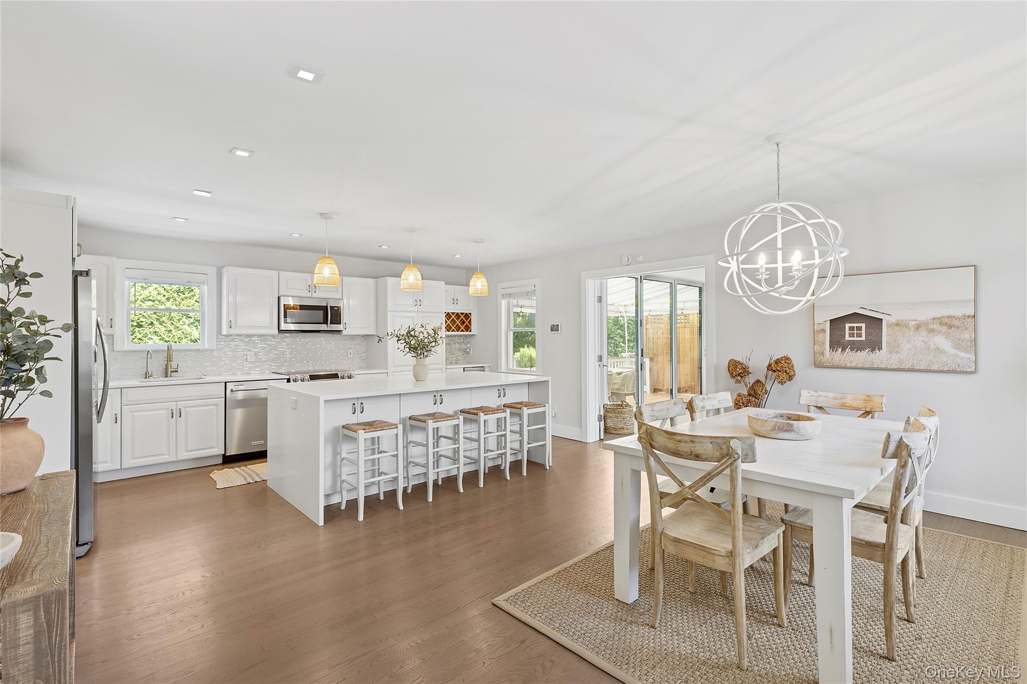 #2 photo, 31 Highland Road, Southampton , NY 11968