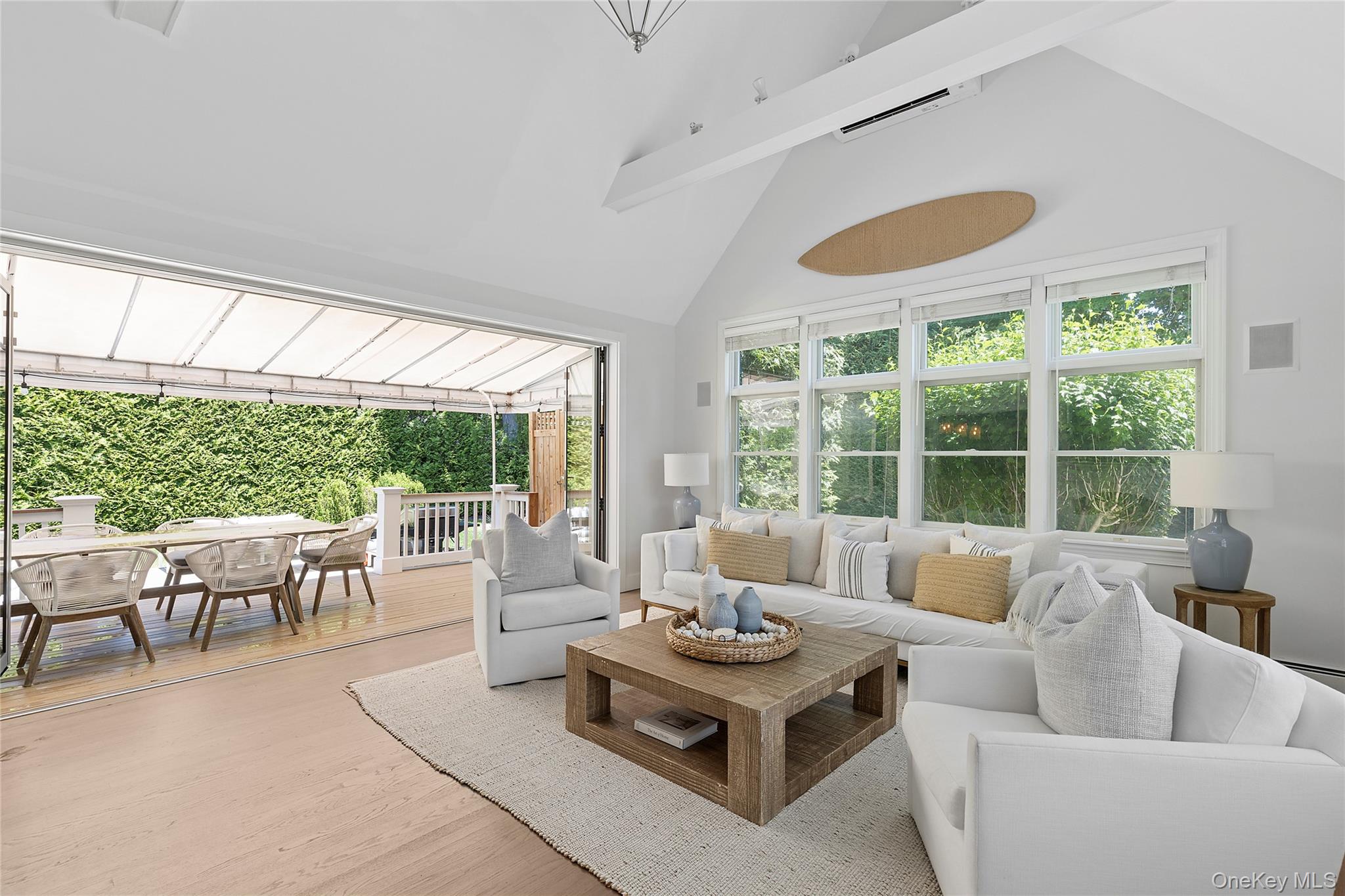 #7 photo, 31 Highland Road, Southampton , NY 11968