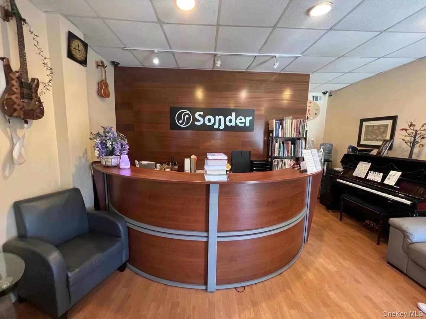 #4 photo, 8307 Grand Avenue, Elmhurst , NY 11373