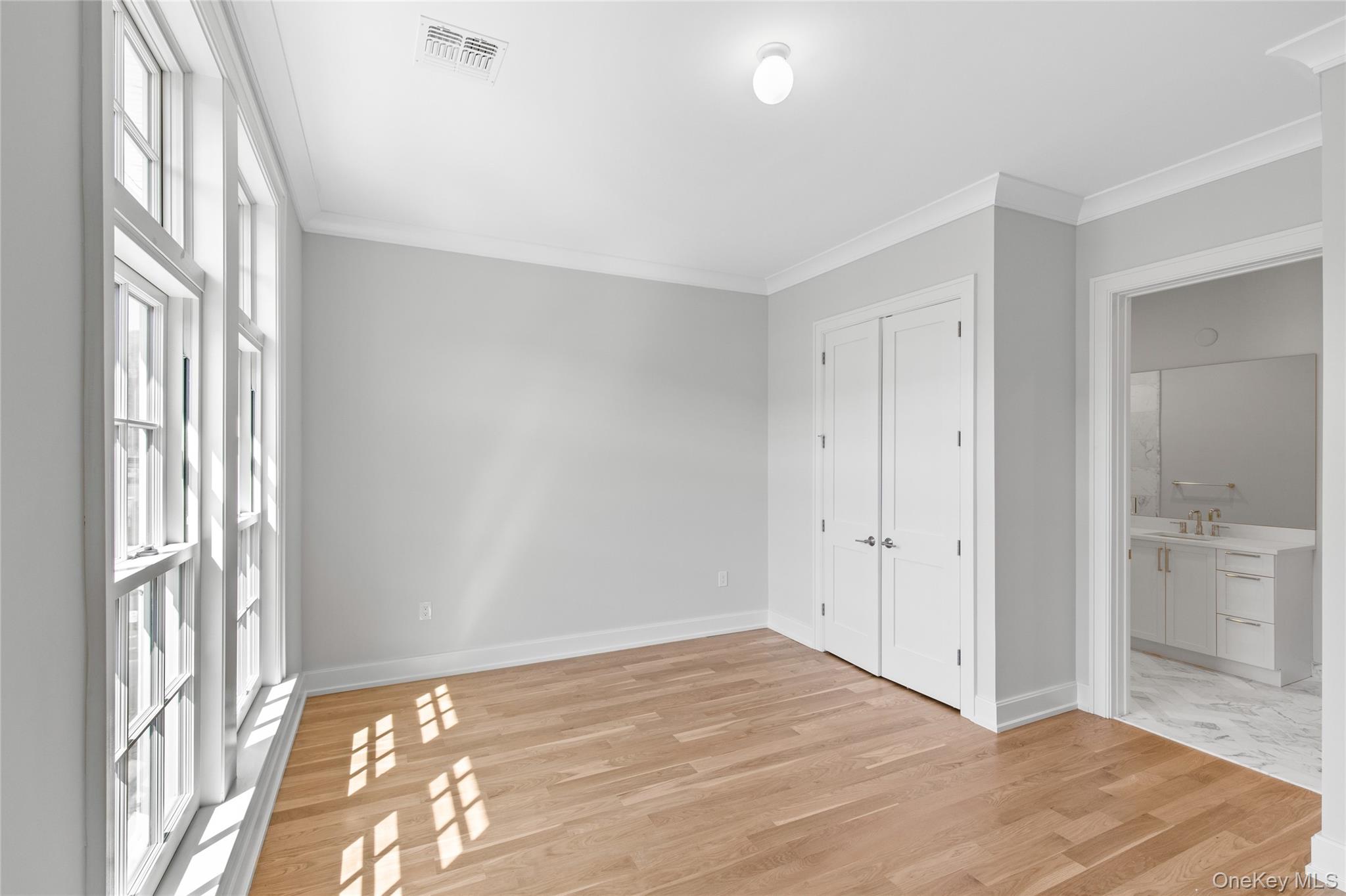 #12 photo, 906 Mill Creek North, Roslyn , NY 11576