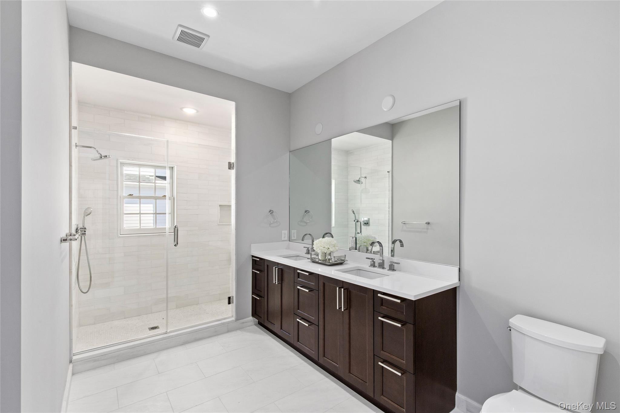 #16 photo, 906 Mill Creek North, Roslyn , NY 11576