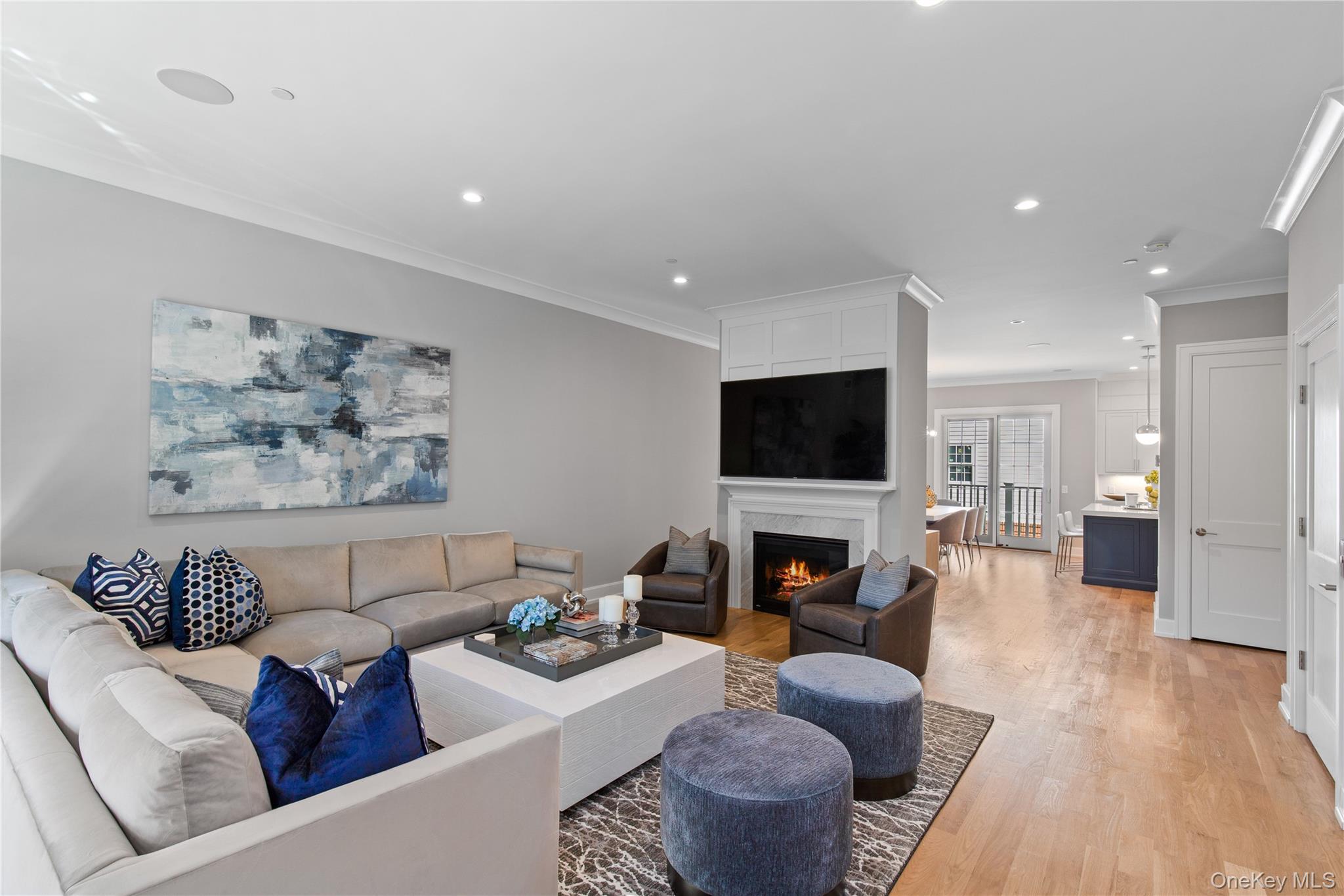 #4 photo, 906 Mill Creek North, Roslyn , NY 11576