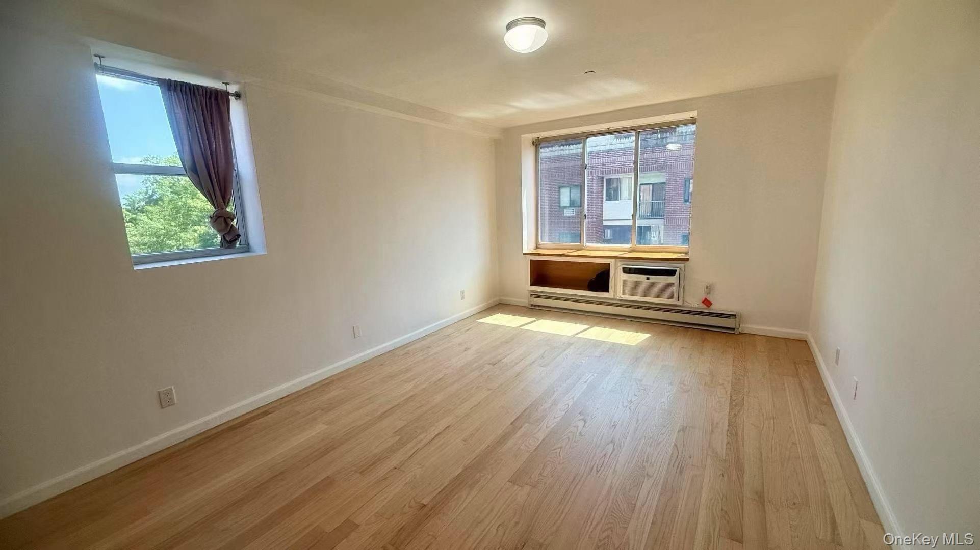 #4 photo, 43-17 Union Street, Куинс ‖ Flushing , NY 11355