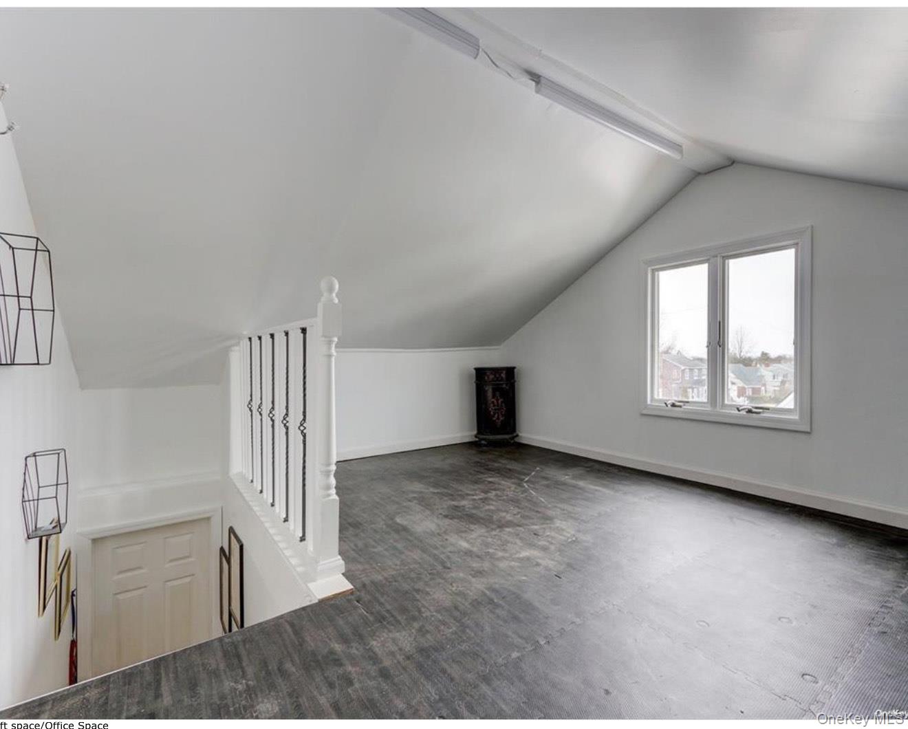 #15 photo, 1004 Wool Avenue, 롱 아일랜드 Franklin Square , NY 11010