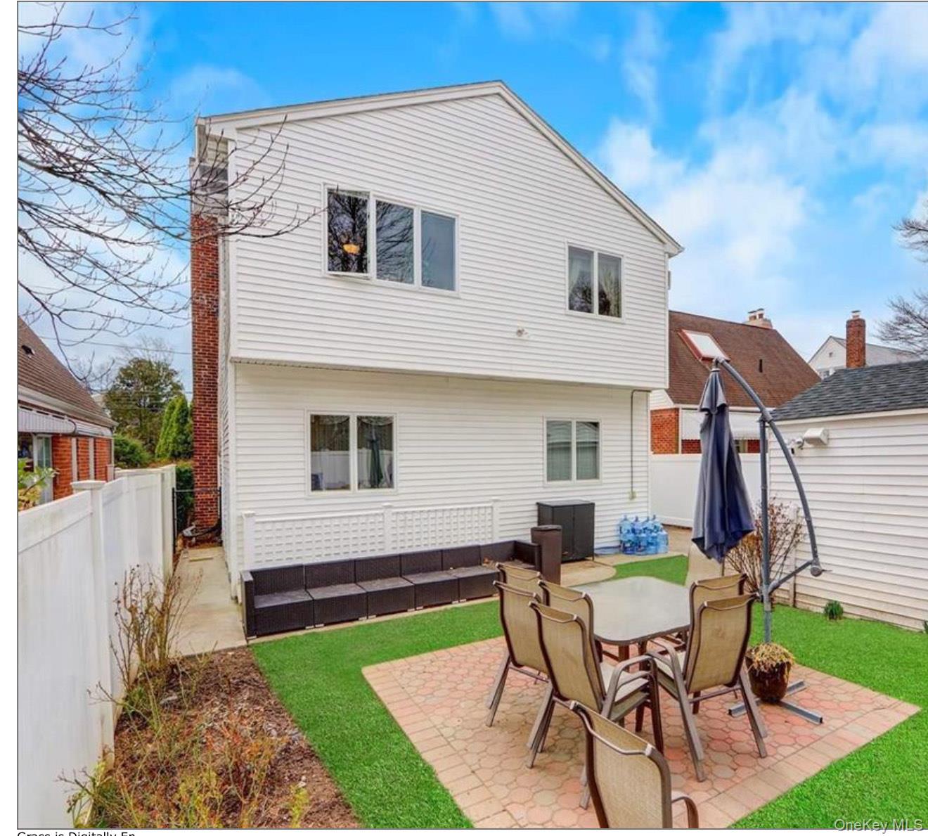 #16 photo, 1004 Wool Avenue, 롱 아일랜드 Franklin Square , NY 11010