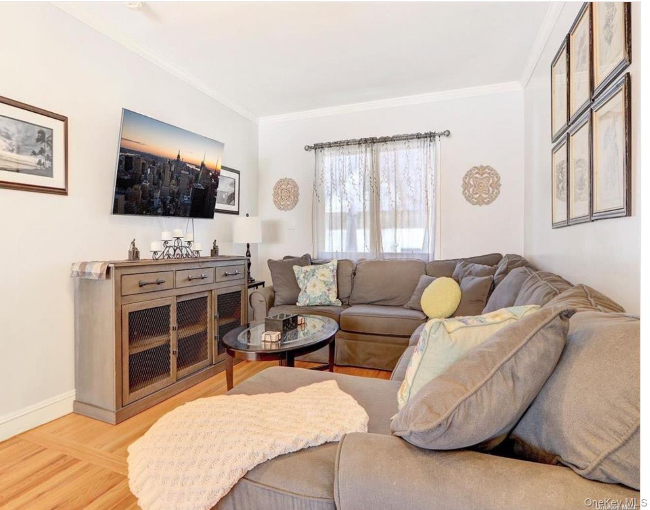 #6 photo, 1004 Wool Avenue, 롱 아일랜드 Franklin Square , NY 11010