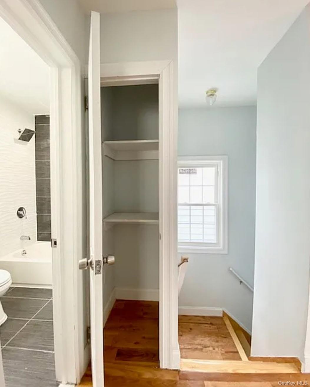 #10 photo, 194-00 112th Road, Saint Albans , NY 11412