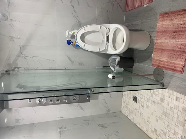 #8 photo, 107 E Fairview Avenue, Нассау ‖ Valley Stream , NY 11580