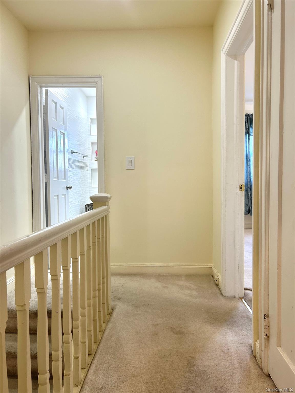 #15 photo, 30-15 82nd Street, קווינס East Elmhurst , NY 11370