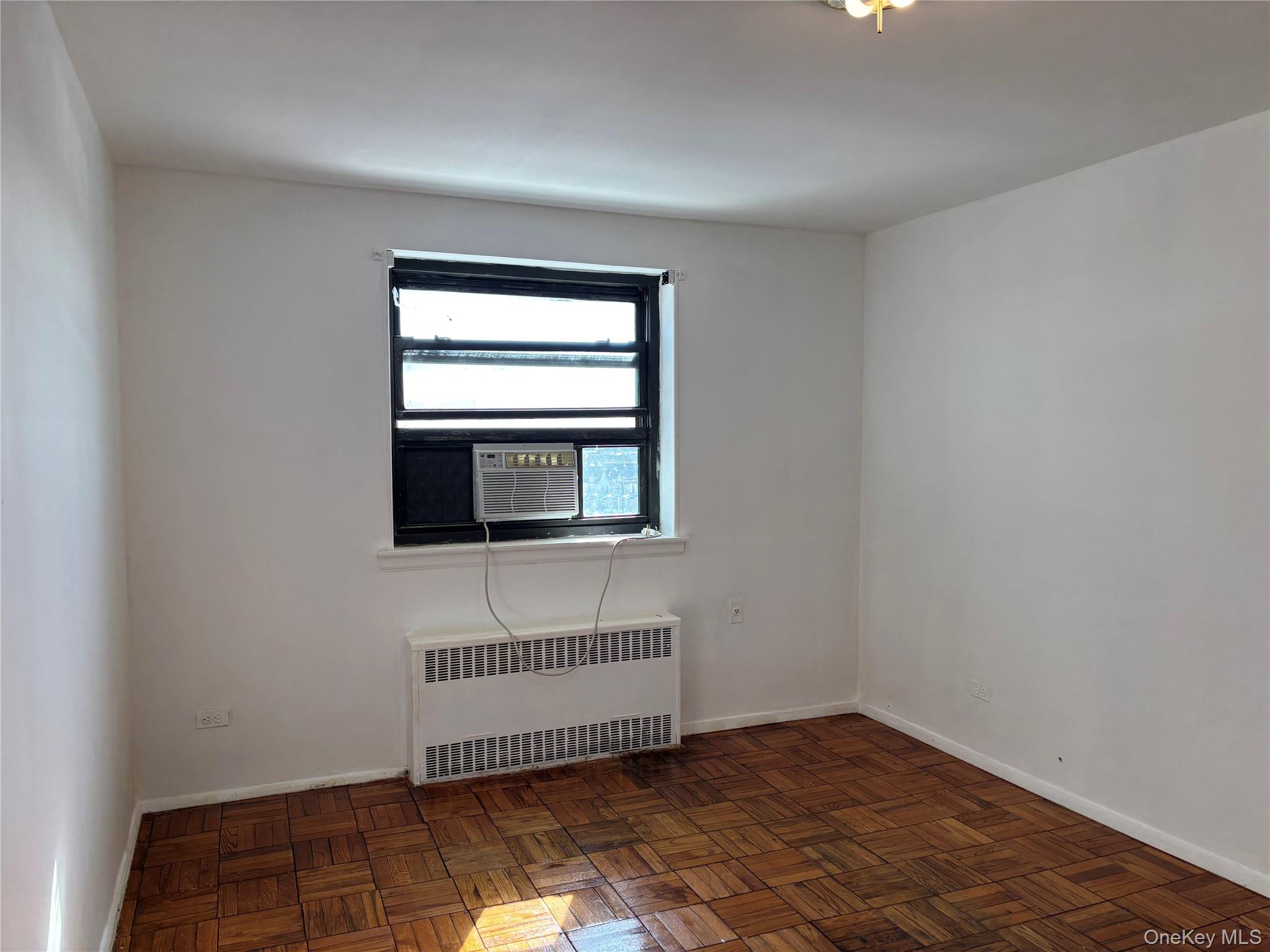 #16 photo, 202-35 Foothill  Ave #21 Foothill Ave, Hollis , NY 11423