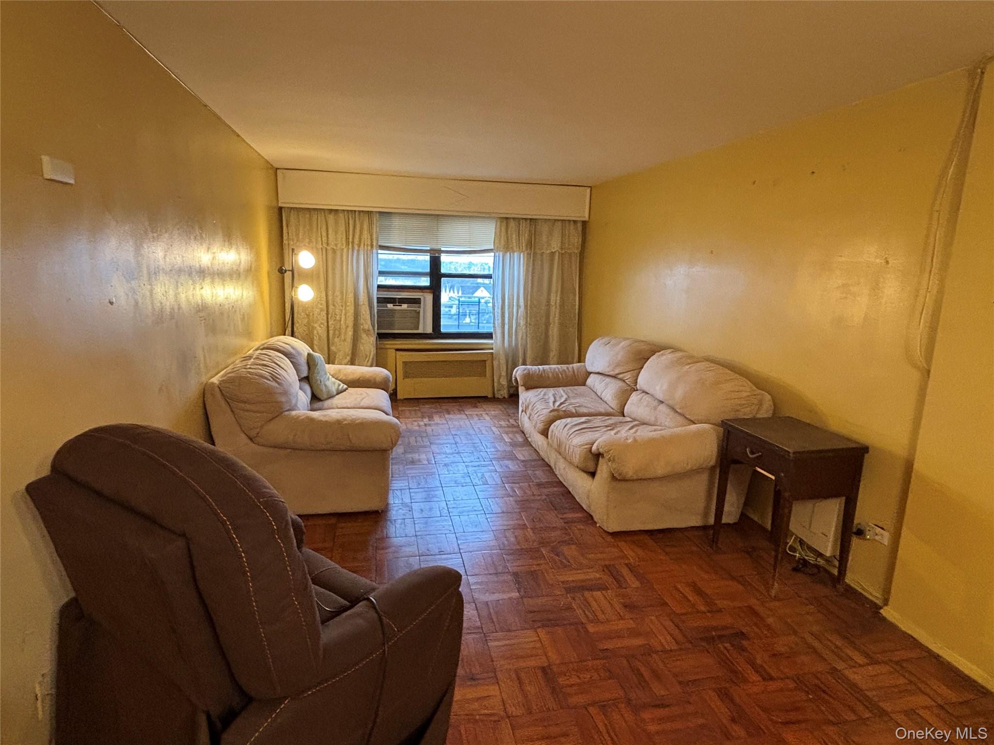 #7 photo, 202-35 Foothill  Ave #21 Foothill Ave, Hollis , NY 11423