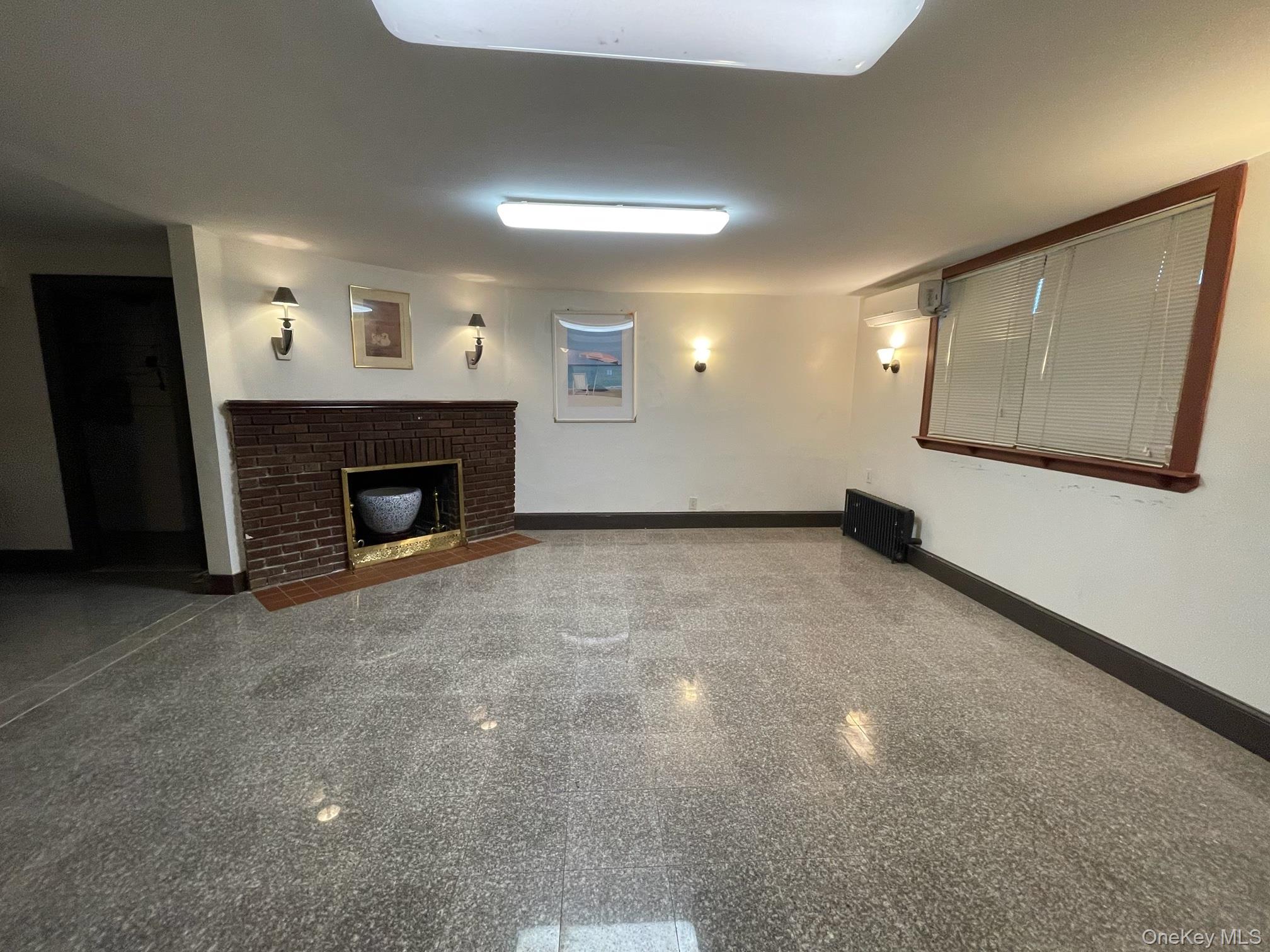 #12 photo, 47-51 161 Street, Flushing , NY 11358