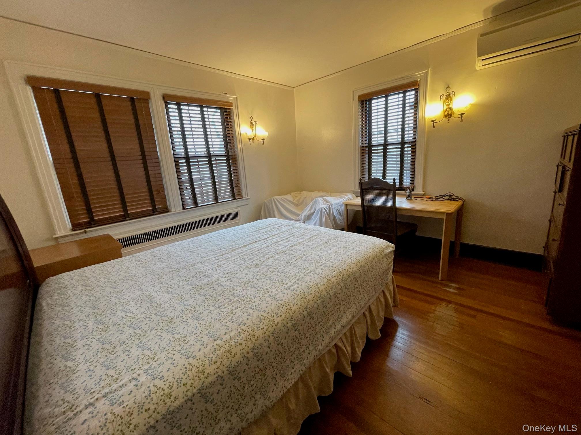 #16 photo, 47-51 161 Street, Flushing , NY 11358