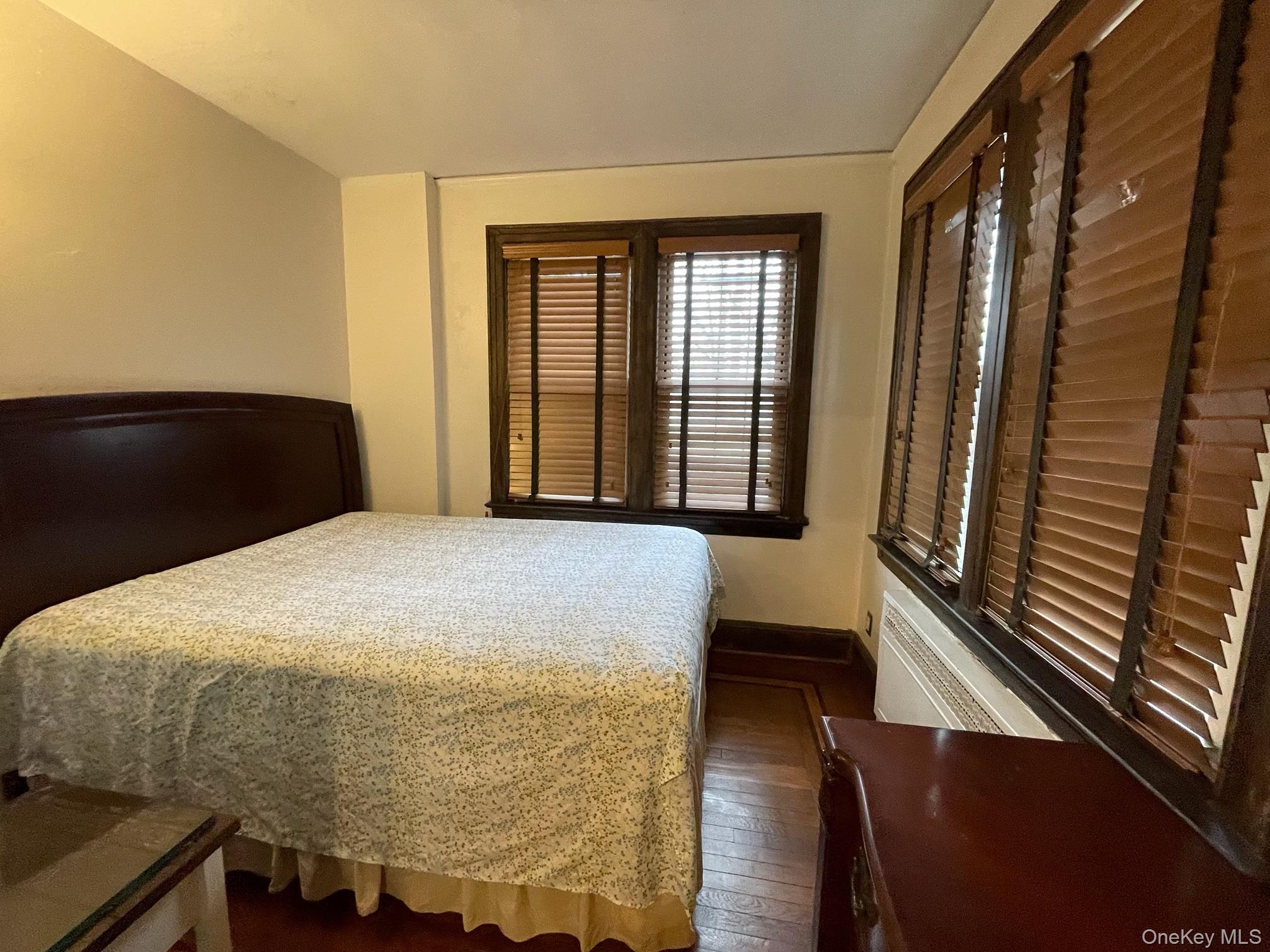 #17 photo, 47-51 161 Street, Flushing , NY 11358