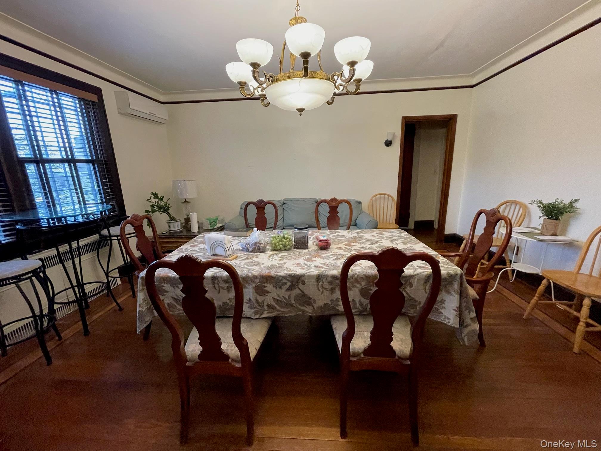 #7 photo, 47-51 161 Street, Flushing , NY 11358