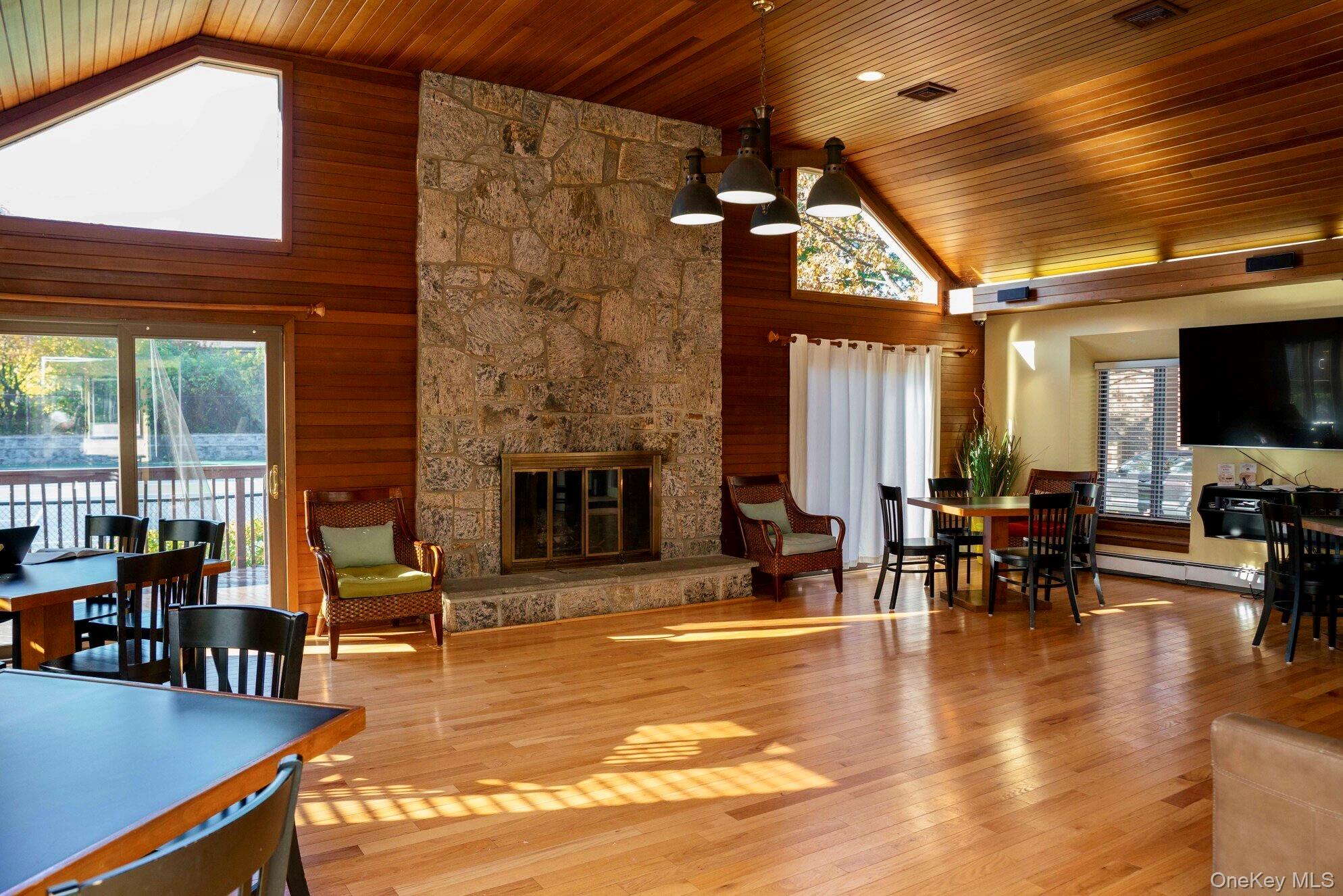 #15 photo, 120 Brush Hollow Crescent, Rye Brook , NY 10573