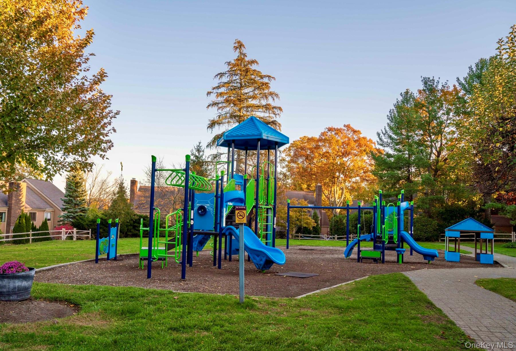 #17 photo, 120 Brush Hollow Crescent, Rye Brook , NY 10573